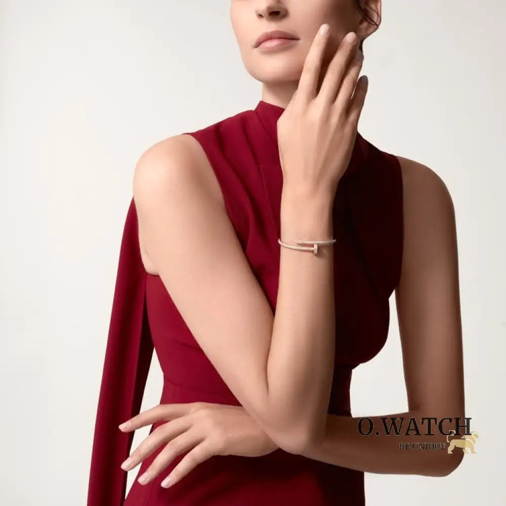BRACELET CARTIER JUSTE UN CLOU MODÉLE CLASSIQUE SEMI PAVÉ ROSE GOLD Bracelet Cartier