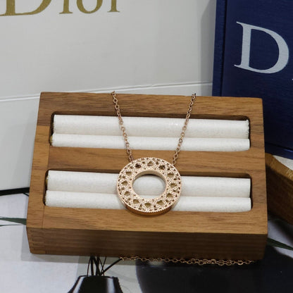 COLLIER DIOR A01