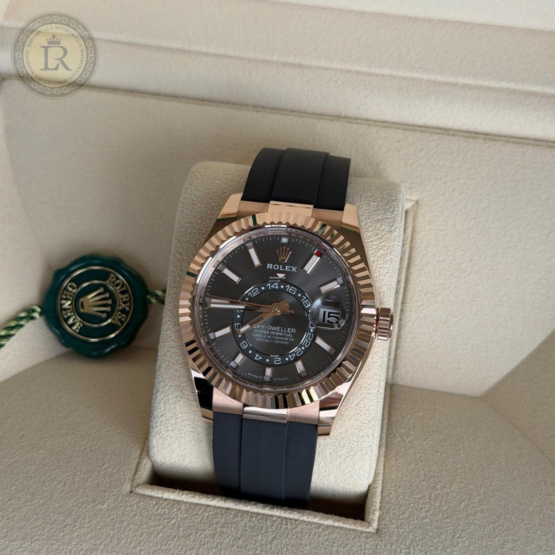 Rolex Sky-Dweller, Cadran Gris