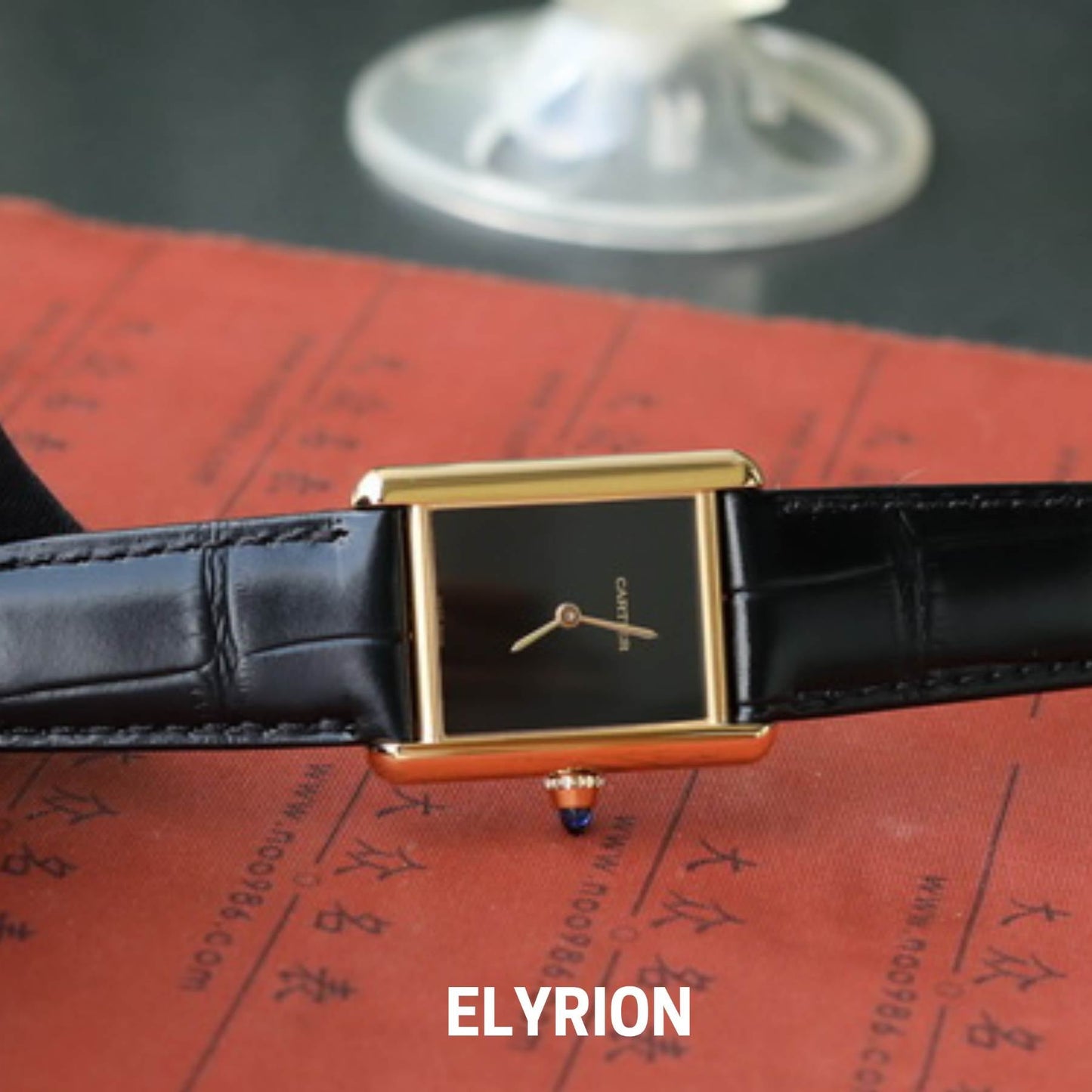 Montre Femme - Tank Must Gold