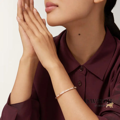 BRACELET CARTIER LOVE PETIT MODÉLE CLASSIQUE PAVÉ ROSE GOLD Bracelet Cartier