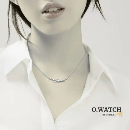 COLLIER TIFFANY & CO KNOT PENDENTIF WHITE GOLD bague