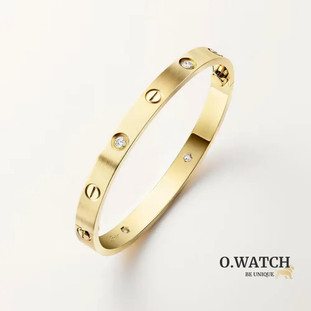 Ensemble deux pièces de la collection LOVE – un bracelet serti de 4 diamants et une bague sertie de 8 diamants Bracelet