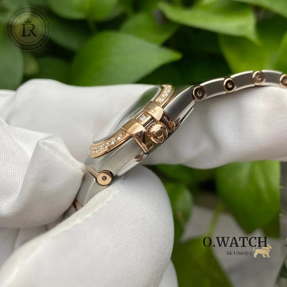 Omega constellation quartz - or sedna