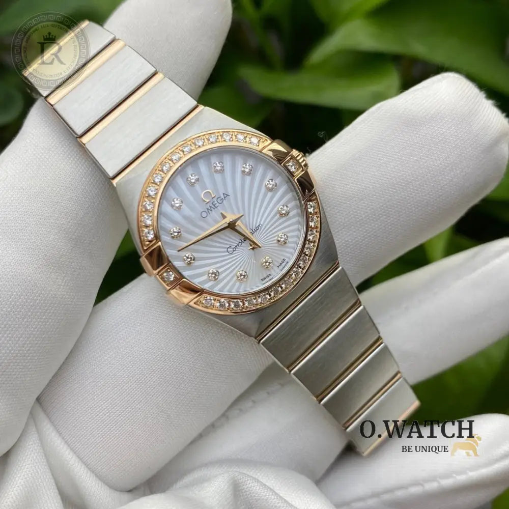 Omega constellation quartz - or sedna